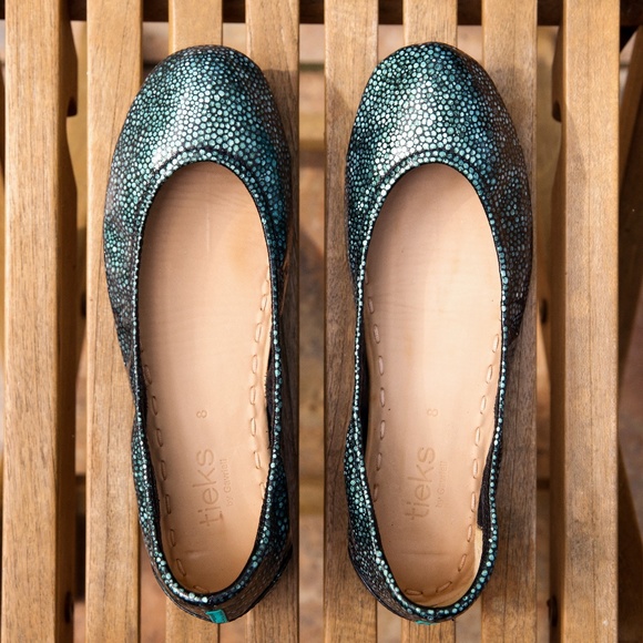 Tieks Shoes - Hand-Painted Green-Blue Colorshift 'Toscani' Tieks